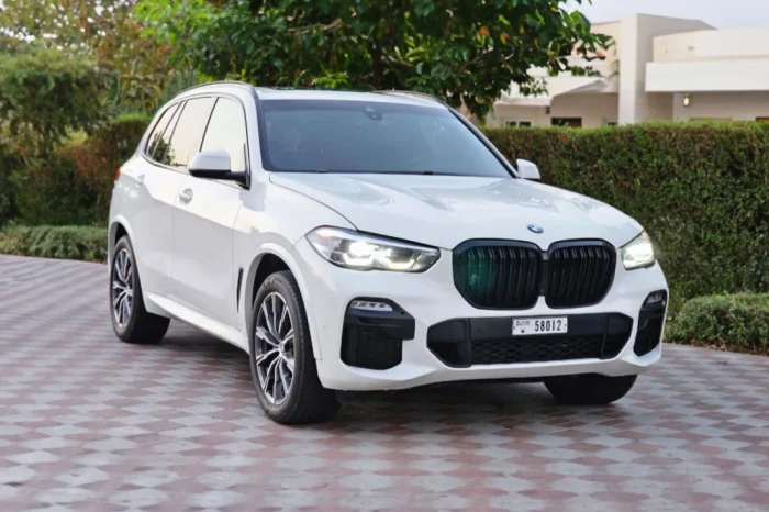 Mieten Sie BMW X5 in Dubai