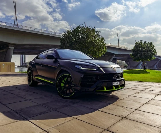 Lamborghini Urus Pearl Capsule